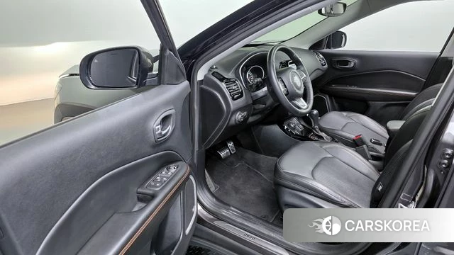 Jeep Compass 2nd Generation id 4203488 из Кореи 35