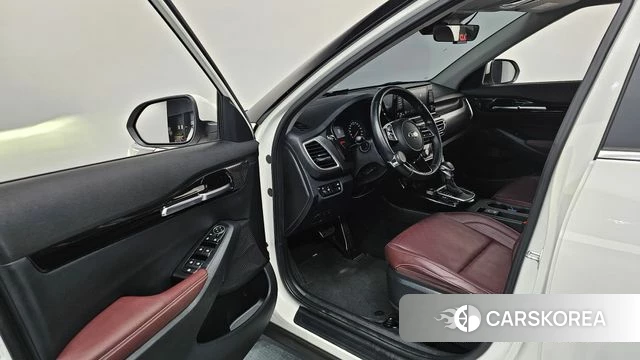 Kia Seltos id 4507888 из Кореи 32