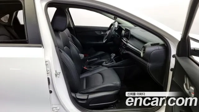 Kia Come New K3 id 2917781 из Кореи 20