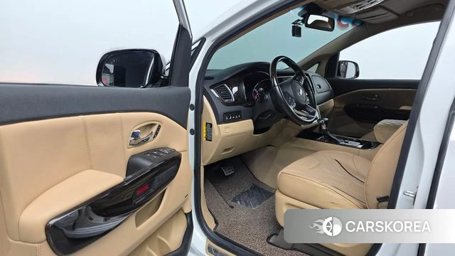 Kia The New Carnival id 3828972 из Кореи 20