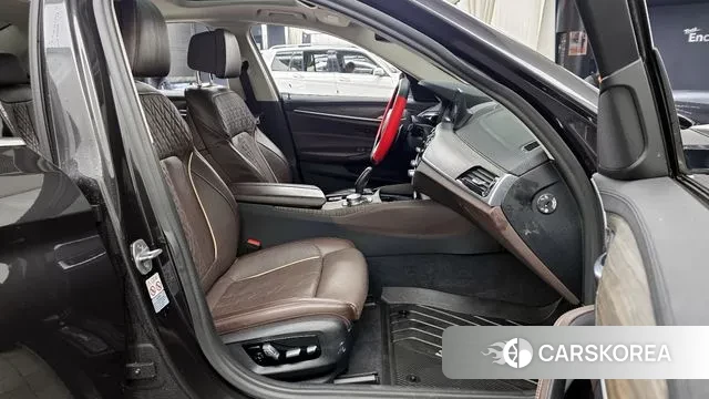 BMW 5 Series (G30) id 3593016 из Кореи 20