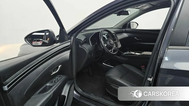 Hyundai Tucson (NX4) id 4619070 из Кореи 31