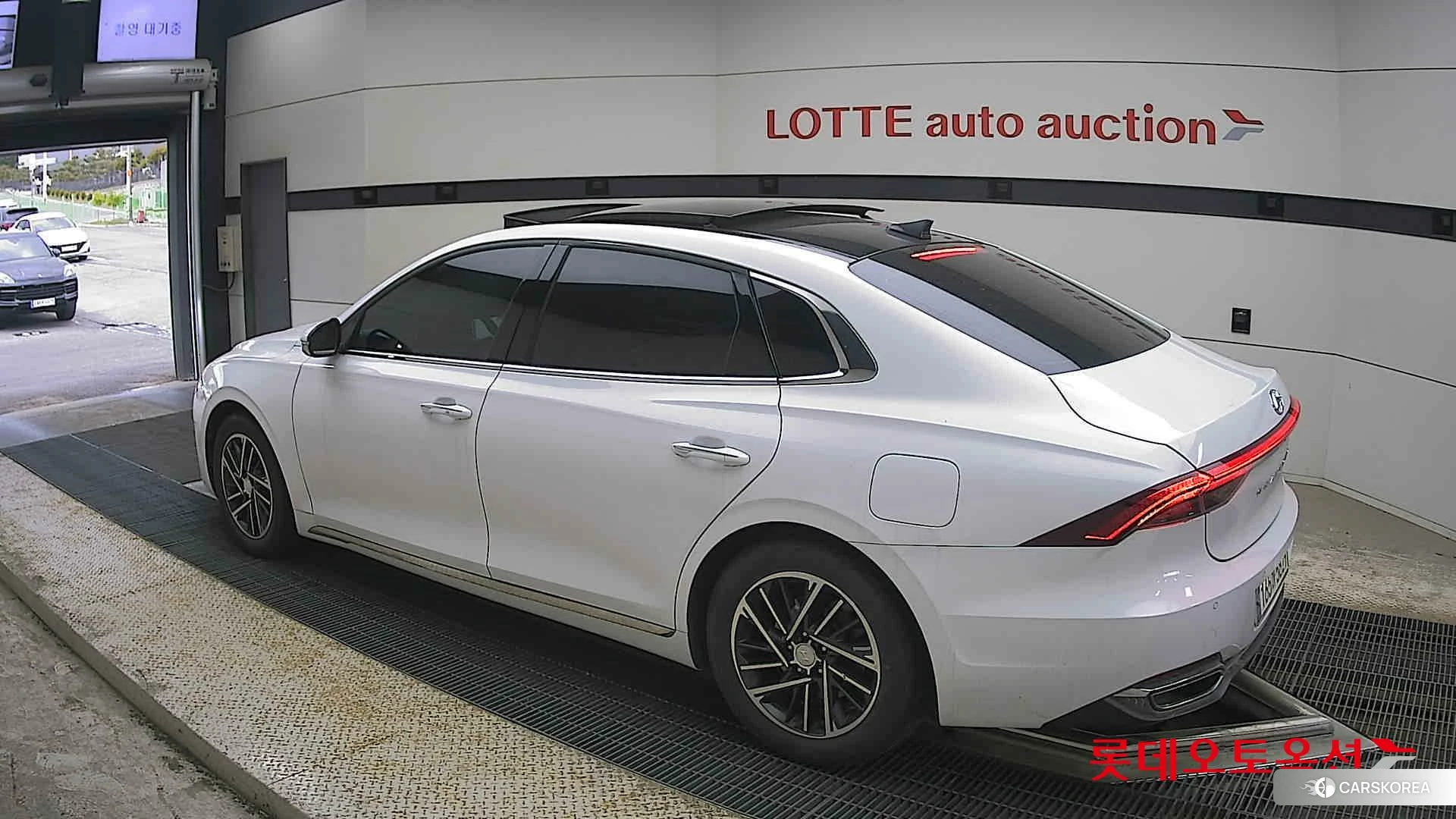 Hyundai Grandeur id 4289415 из Кореи 37