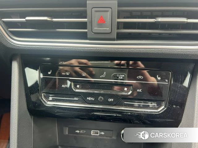 Volkswagen Tiguan L id 4335867 из Китая 25