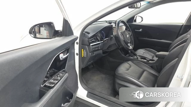Kia The New Niro id 4250404 из Кореи 30