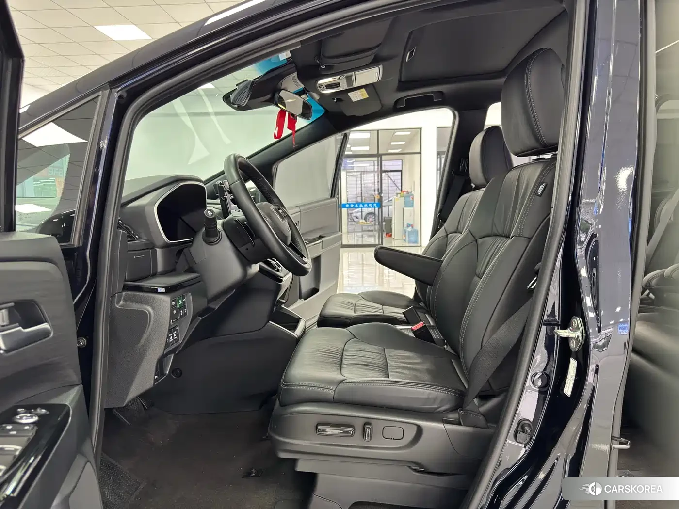 Honda Odyssey id 4653996 из Китая 17