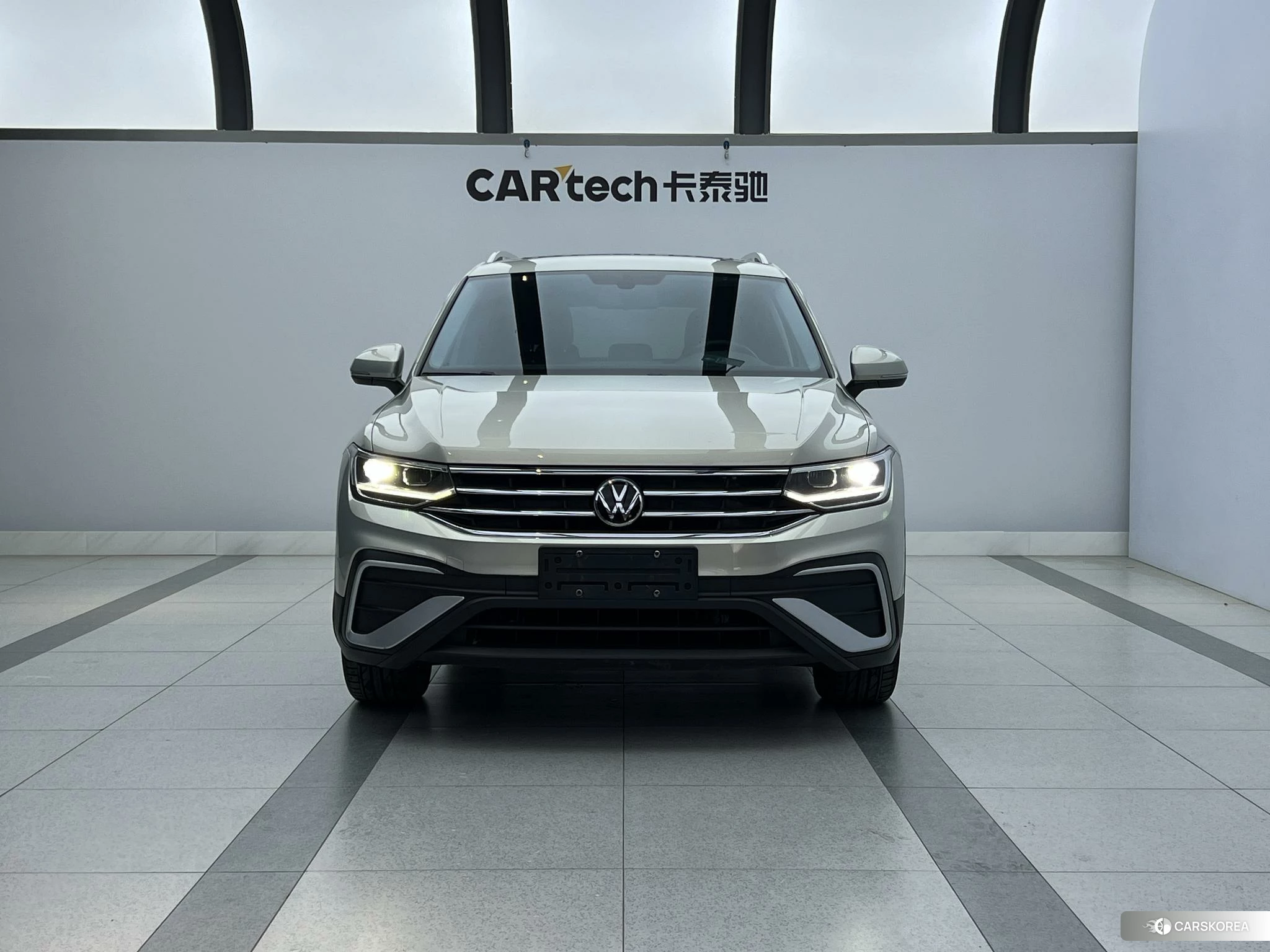 Volkswagen Tiguan L id 4406051 из Китая 24