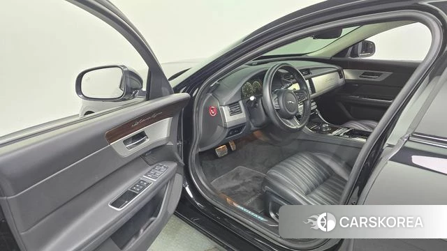 Jaguar XF (X260) id 4331451 из Кореи 20