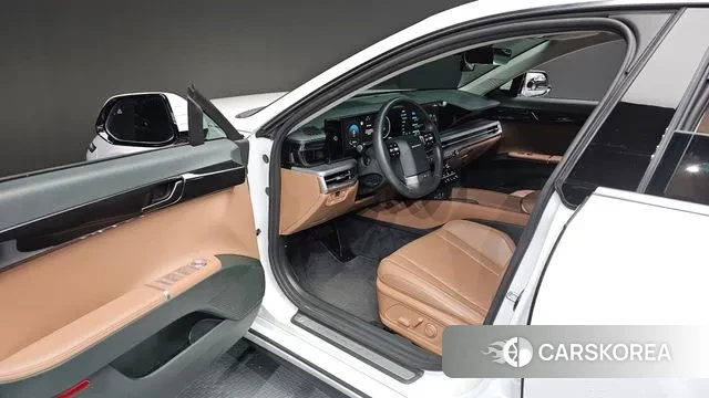 Hyundai Grandeur (GN7) id 3586122 из Кореи 20