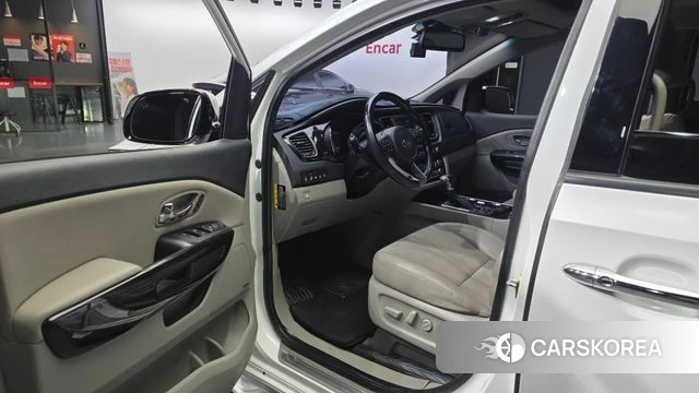 Kia The New Carnival id 4331472 из Кореи 32