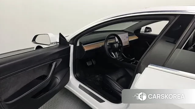 Tesla Model 3 id 3433928 из Кореи 20