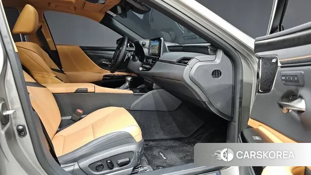 Lexus ES300h 7th generation id 3093135 из Кореи 20