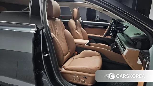 Hyundai Grandeur Hybrid (GN7) id 2900238 из Кореи 20