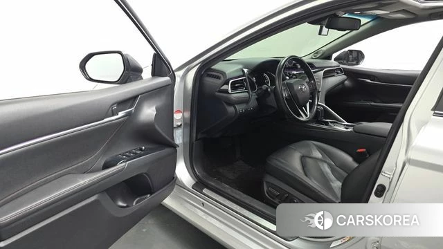 Toyota Camry (XV70) id 4483262 из Кореи 20