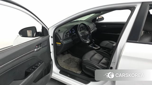 Hyundai The New Avante AD id 3885714 из Кореи 20