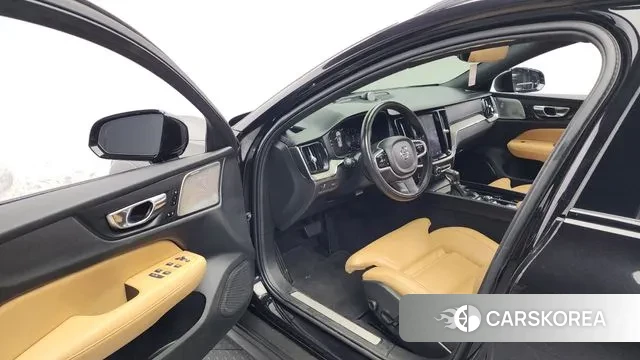 Volvo V60 Cross-Country 2nd Generation id 3117500 из Кореи 20