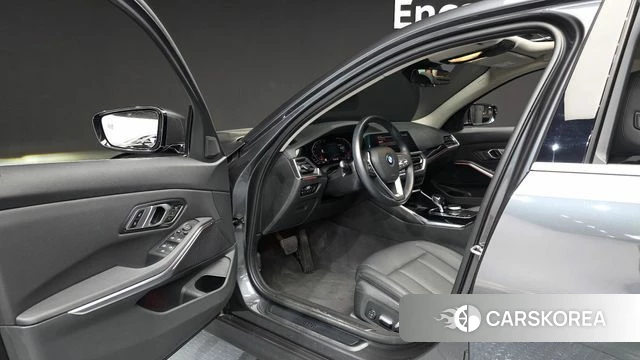 BMW 3 Series (G20) id 4224621 из Кореи 33