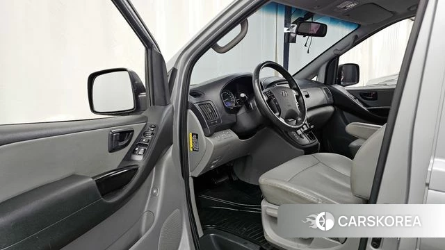 Hyundai The New Grand Starex id 4390019 из Кореи 30