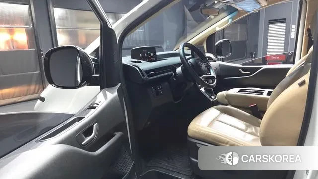 Hyundai Staria id 3701742 из Кореи 20