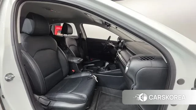 Kia Come New K3 id 3709421 из Кореи 20