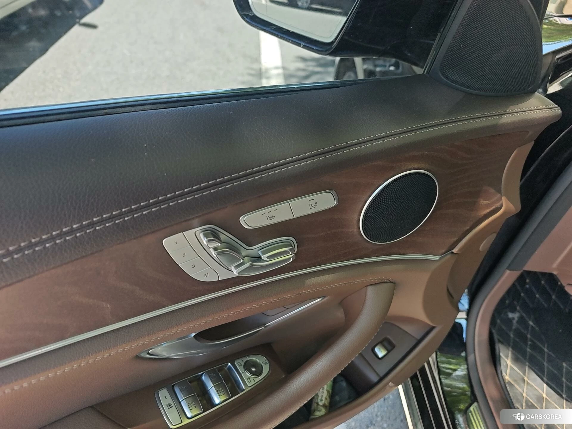 Mercedes-Benz E-Class id 4504714 из Китая 21