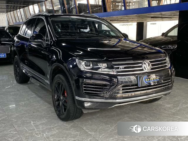 Volkswagen Touareg id 4211149 из Китая 16
