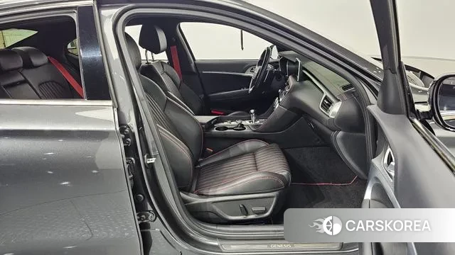 Genesis The New G70 id 3753423 из Кореи 20