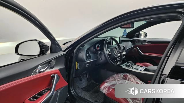 Kia Stinger id 4180813 из Кореи 20