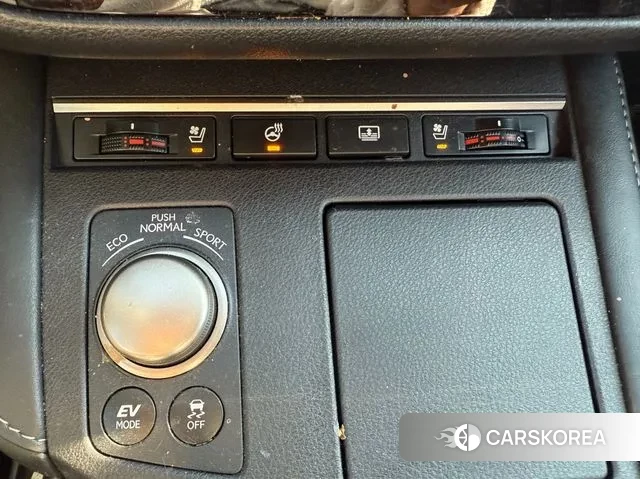 Lexus New ES300h id 3612810 из Кореи 15