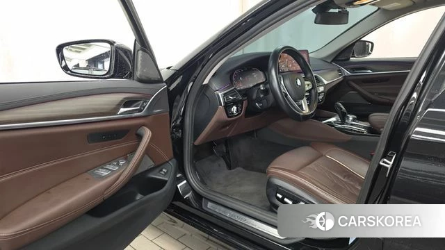 BMW 5 Series (G30) id 4746140 из Кореи 34