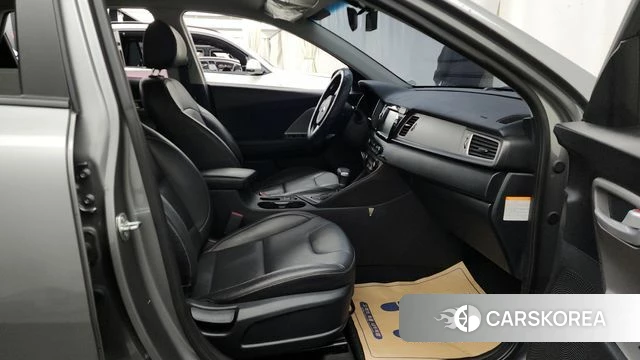 Kia Niro id 3820995 из Кореи 20