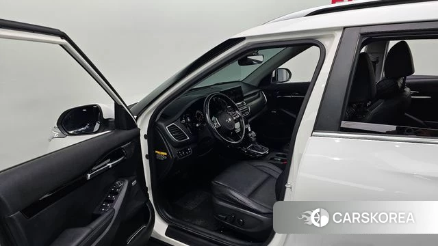 Kia Seltos id 4339302 из Кореи 31