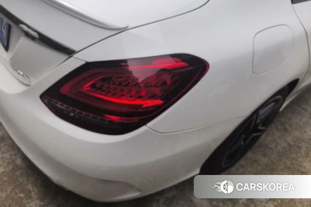 Mercedes-Benz Class C id 4260325 из Китая 17