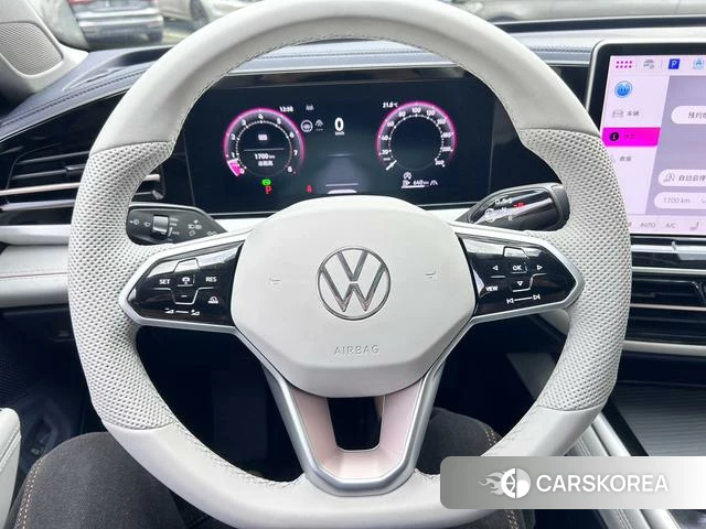 Volkswagen Passat id 3920870 из Китая 22