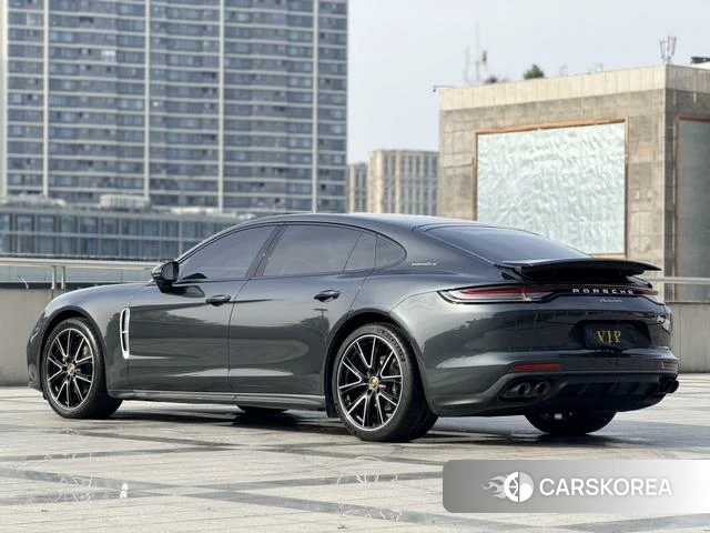 Porsche Panamera id 3920854 из Китая 16