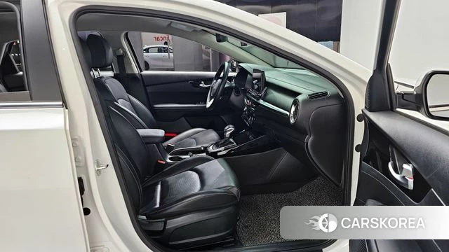 Kia Come New K3 id 3845970 из Кореи 20