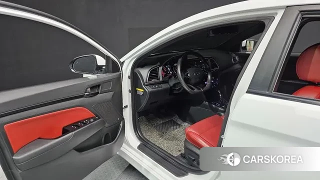 Hyundai Avante AD id 2966793 из Кореи 20