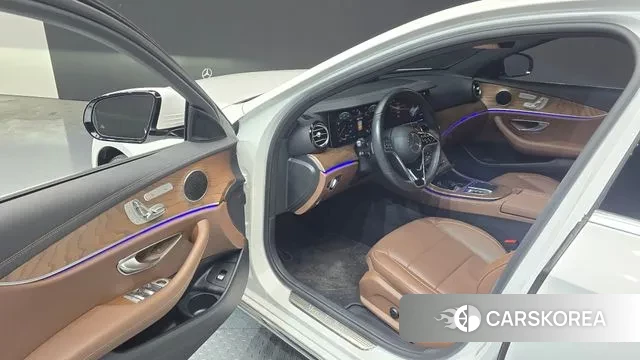 Mercedes-Benz E-Class W213 id 3596503 из Кореи 20