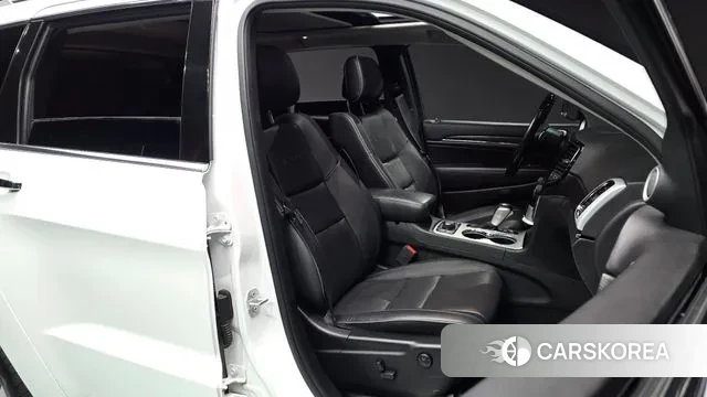 Jeep Grand Cherokee id 3319093 из Кореи 20