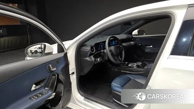 Mercedes-Benz A-Class W177 id 3607947 из Кореи 20