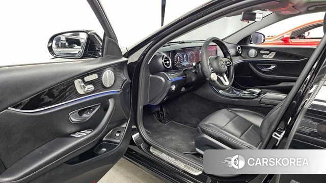 Mercedes-Benz E-Class W213 id 4284483 из Кореи 20