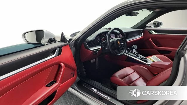 Porsche 911(992) id 3852234 из Кореи 20