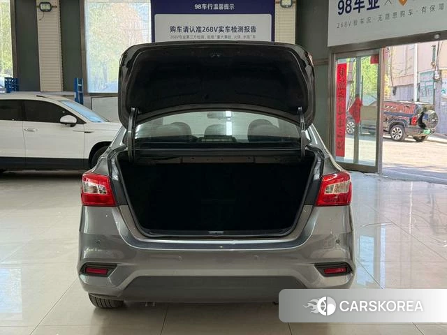 Nissan Xuan Yi id 4333831 из Китая 23