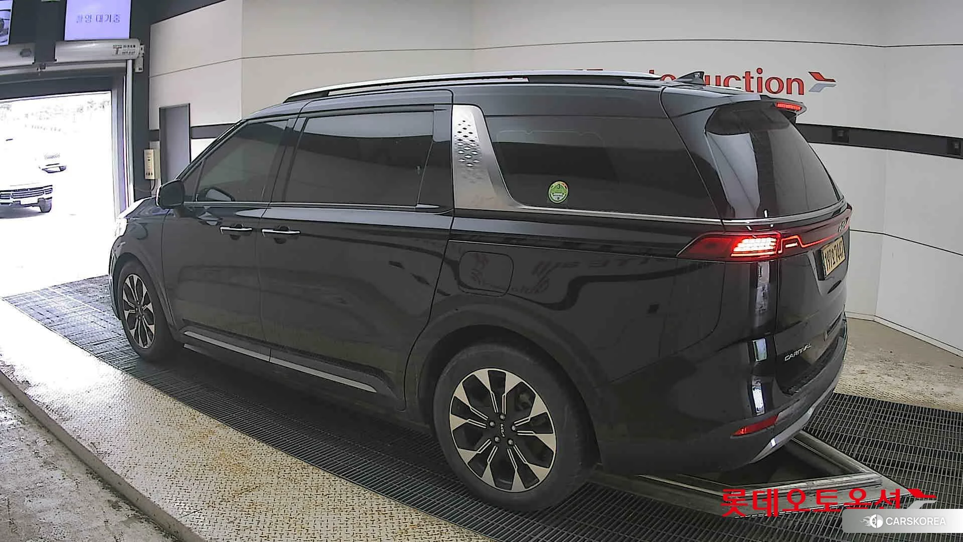 Kia Carnival id 4312633 из Кореи 38
