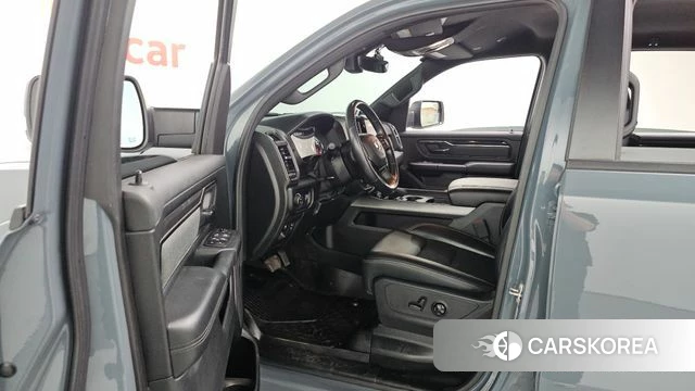 Dodge Lampicup id 4224647 из Кореи 30