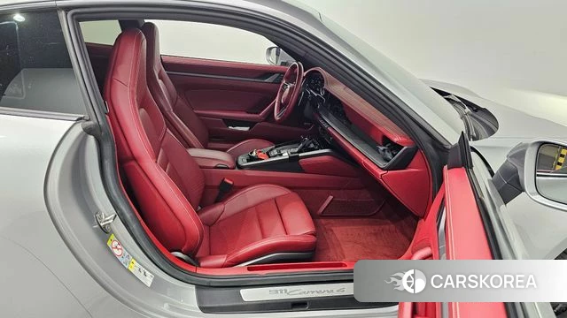 Porsche 911(992) id 4533871 из Кореи 20