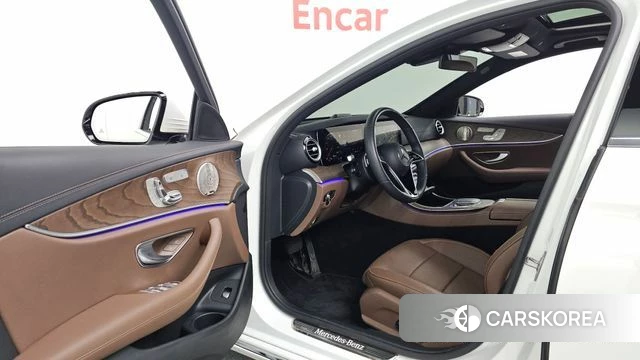 Mercedes-Benz E-Class W213 id 4774025 из Кореи 36