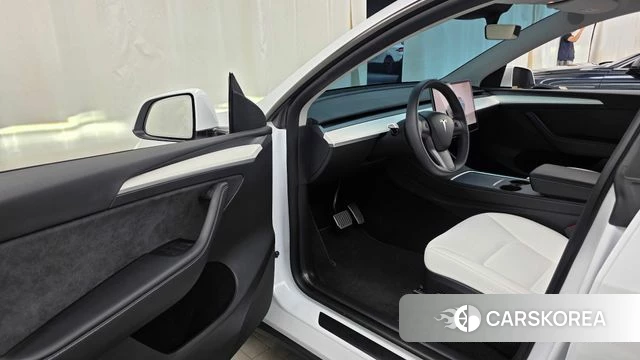 Tesla Model Y id 4474768 из Кореи 29