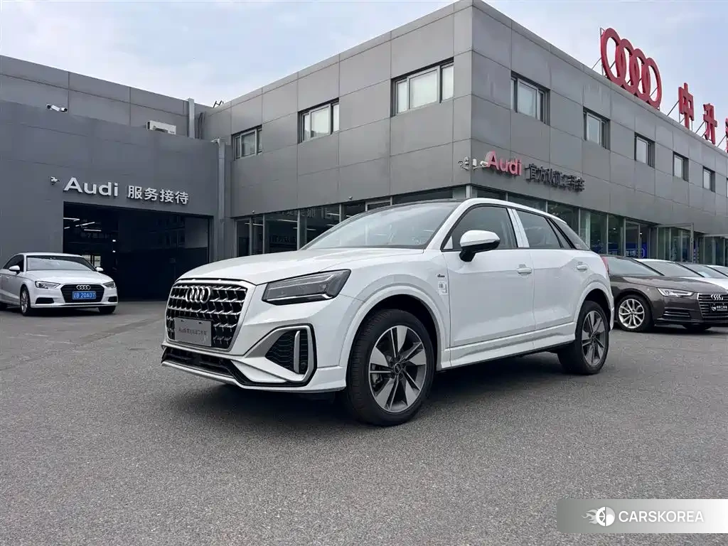 Audi Q2L id 4515521 из Китая 11