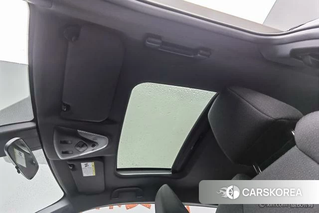 Toyota C-HR id 4259128 из Китая 24